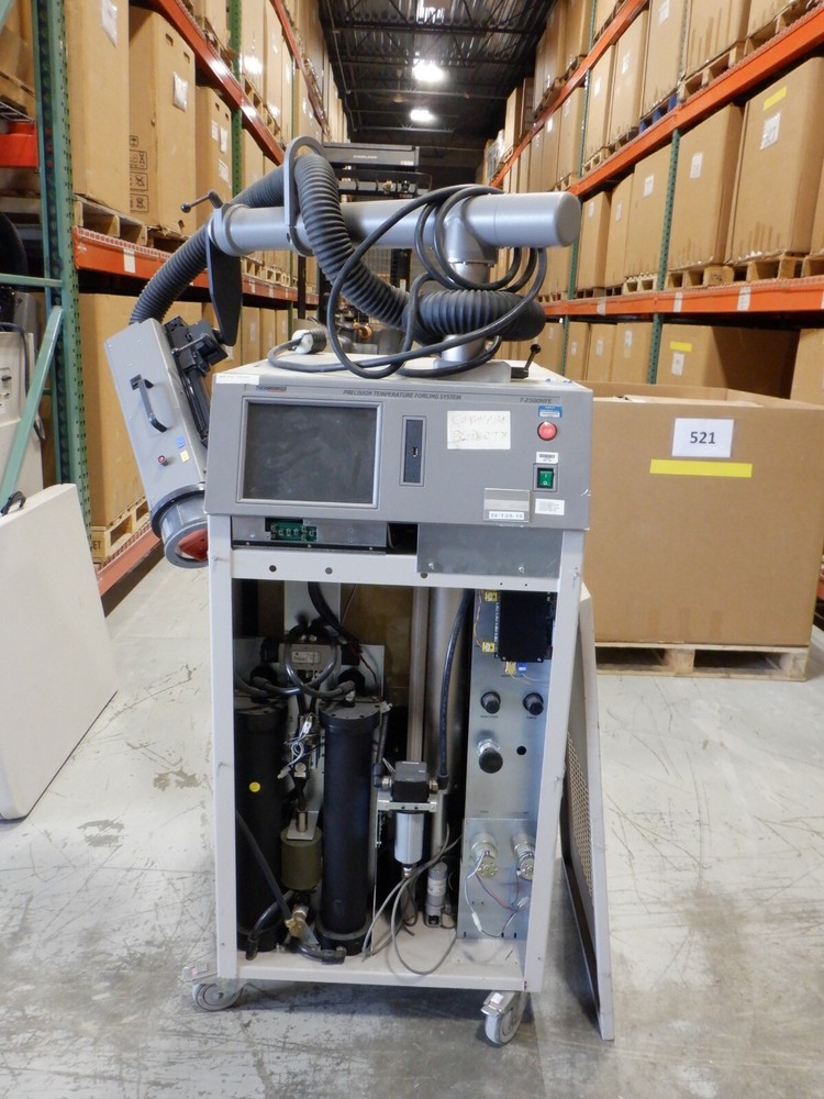 THERMONICS T-2500HFE PRECISION TEMPERATURE FORCING SYSTEM