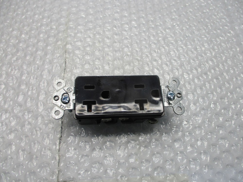 HUBBELL HBL2162 RECEPTACLE NSNP