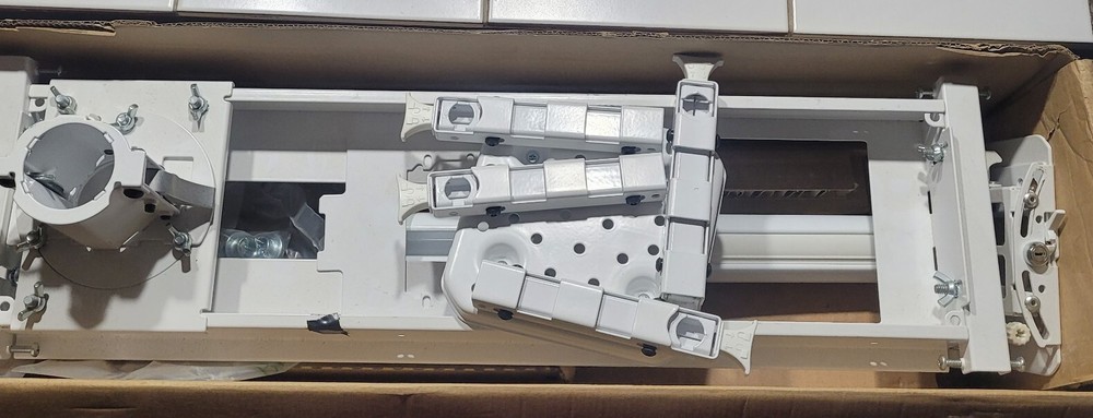 Chief SYSAUW Suspended Ceiling Projector System