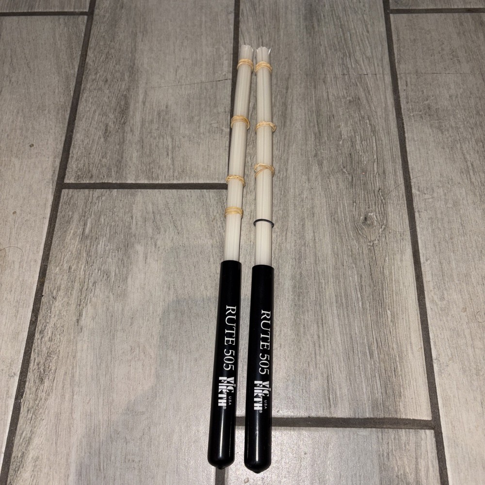 Innovative Percussion Black Fabric Bag with percussion mallets