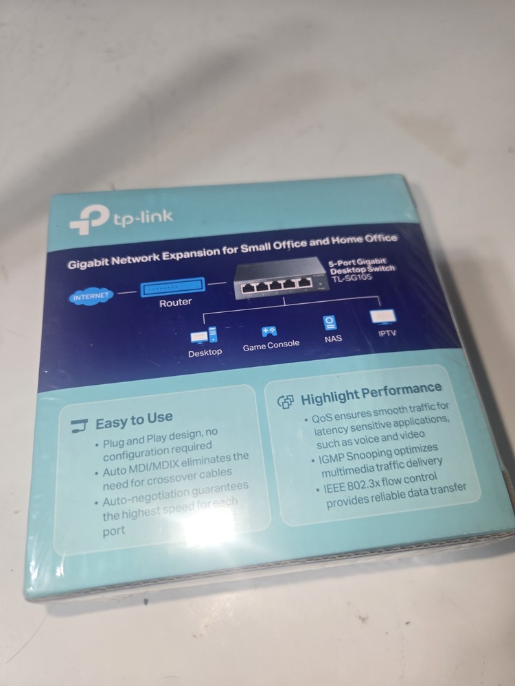 TP-LINK Technologies TP-Link (TL-SG105) 4-Ports External Switch
