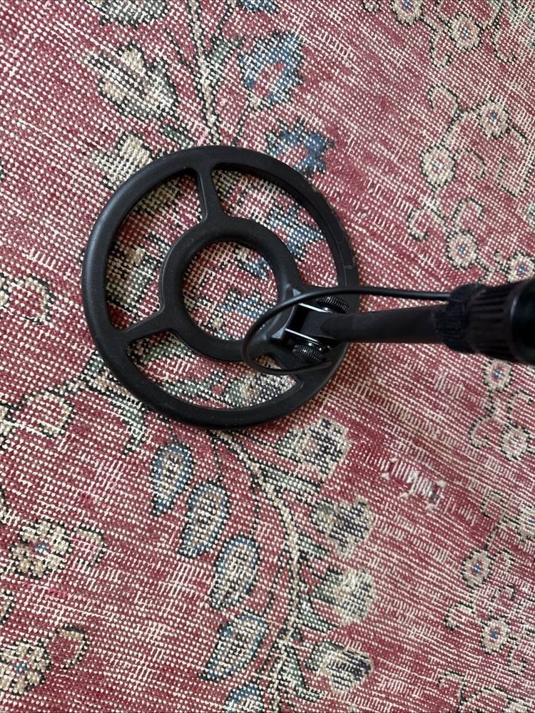 TEKNETICS Alpha Metal Detector