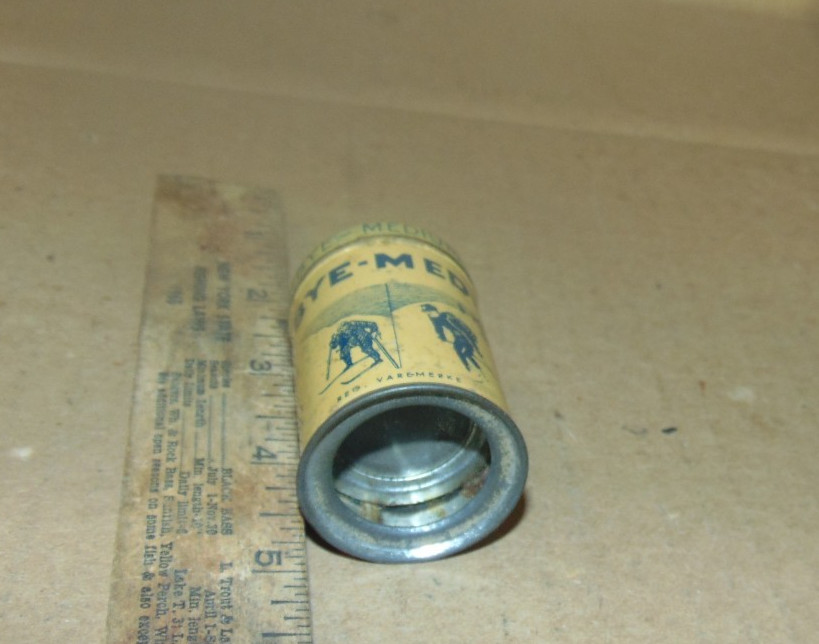 Vintage Stbye-Medium Ski Wax Good Grafix