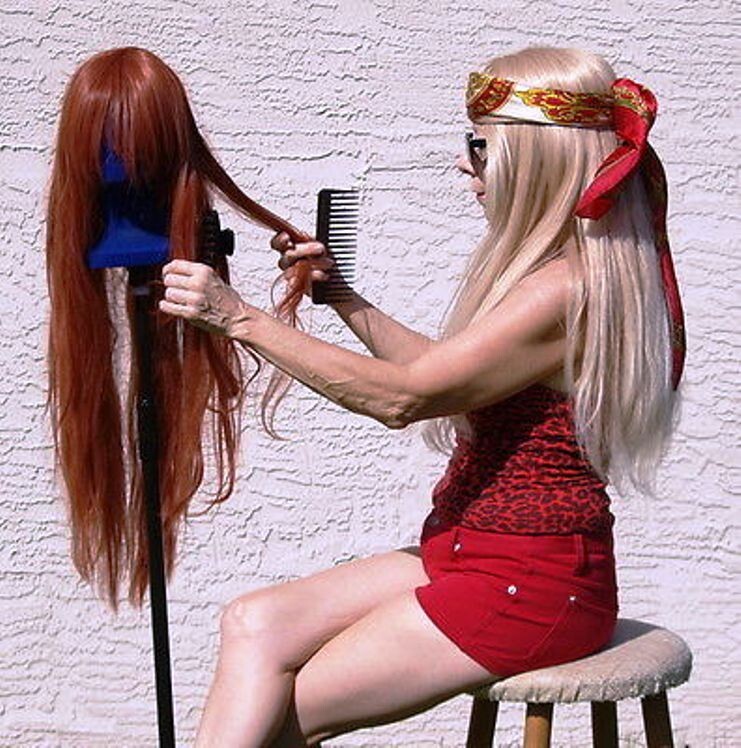 ULTIMATE ADJUSTABLE WIG, COSMETOLOGY STYLING STAND