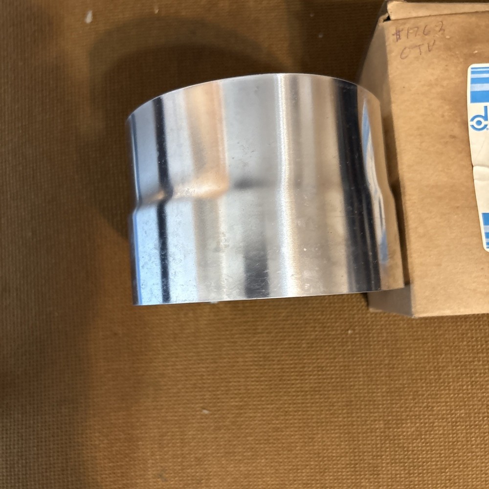 Donaldson Stainless Sealclamp X005833 5”
