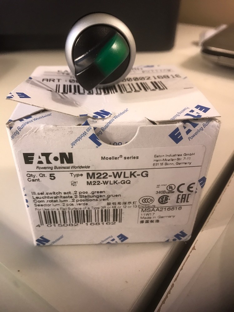 EATON MOELLER Selector SWITCH Spring Return MaintainedM22-WLK-G