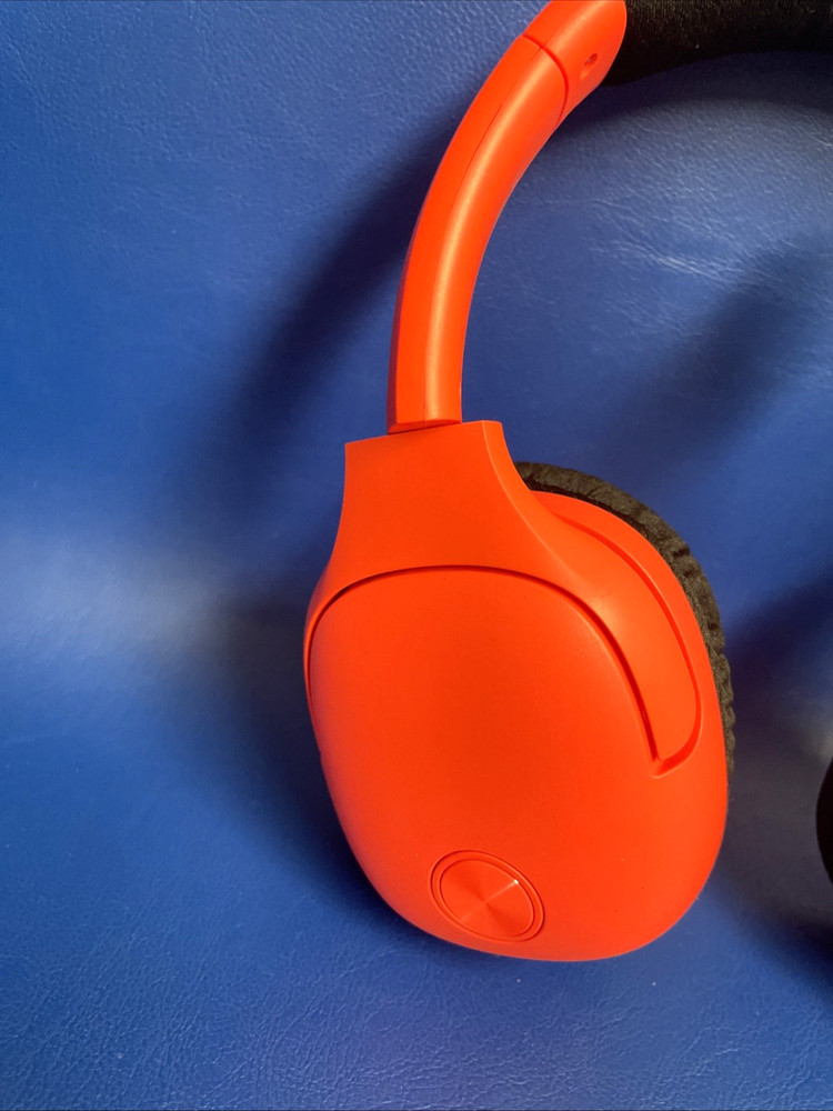 NEW OPEN BOX WIRELESS PS5 GAMING HEADSET CAPTAIN 400.