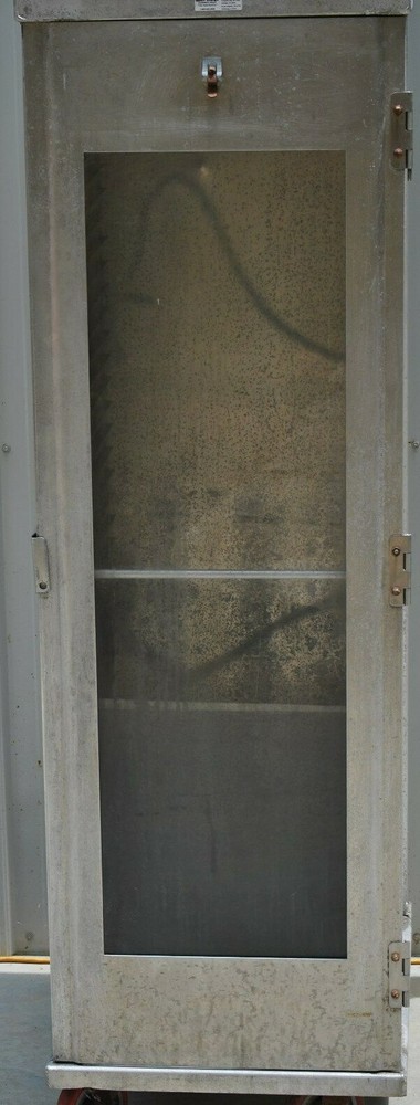 ALUMINUM HOLDING CABINET