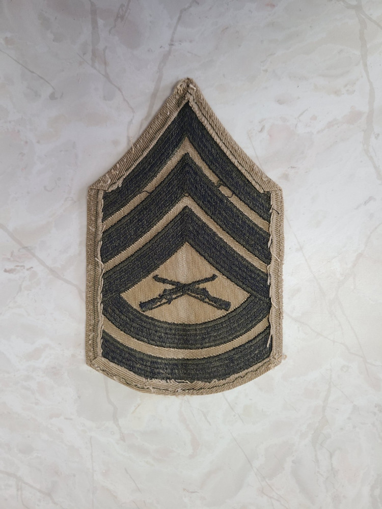 USMC Gunnery SGT. Male Chevron (1 pc)
