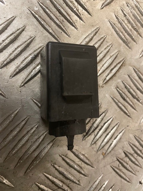 HONDA VFR800 indicator 3 pin relay 1998
