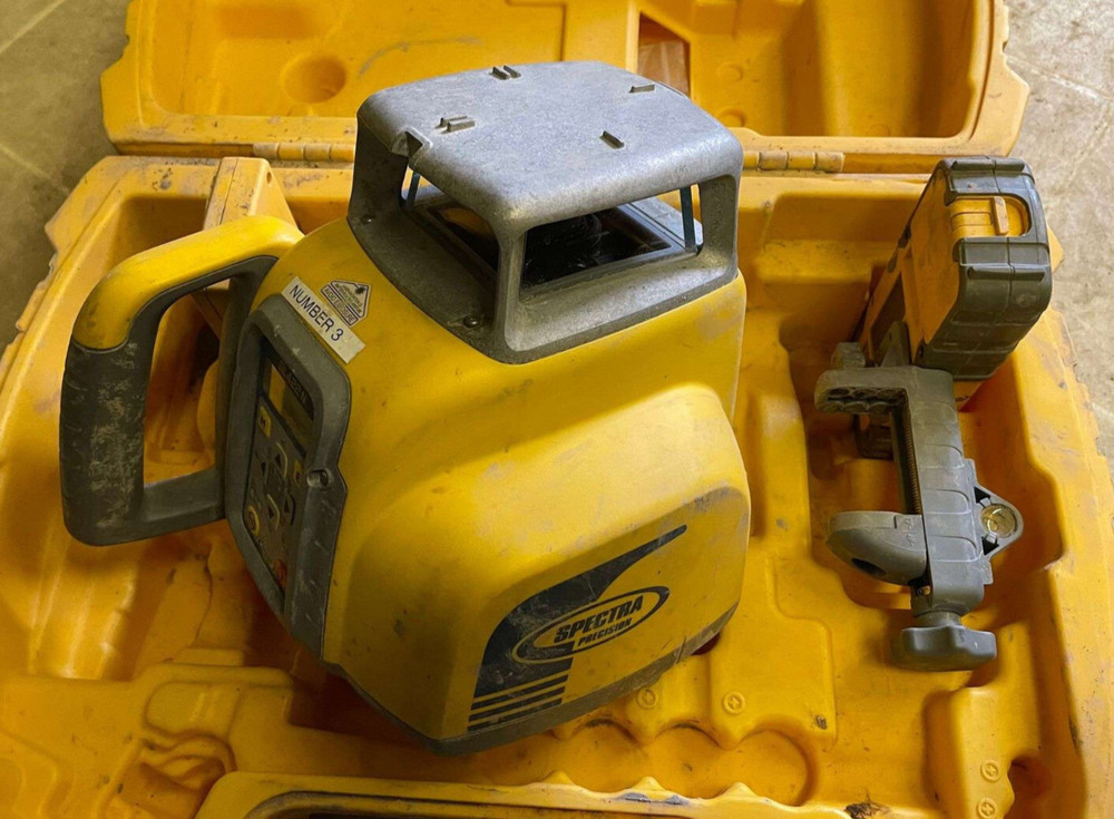 SPECTRA GL422 DUAL LASER LEVEL