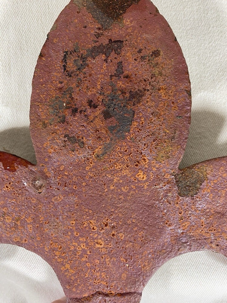 Cast Iron Fleur De Lis Red No Hooks Wall Hanging