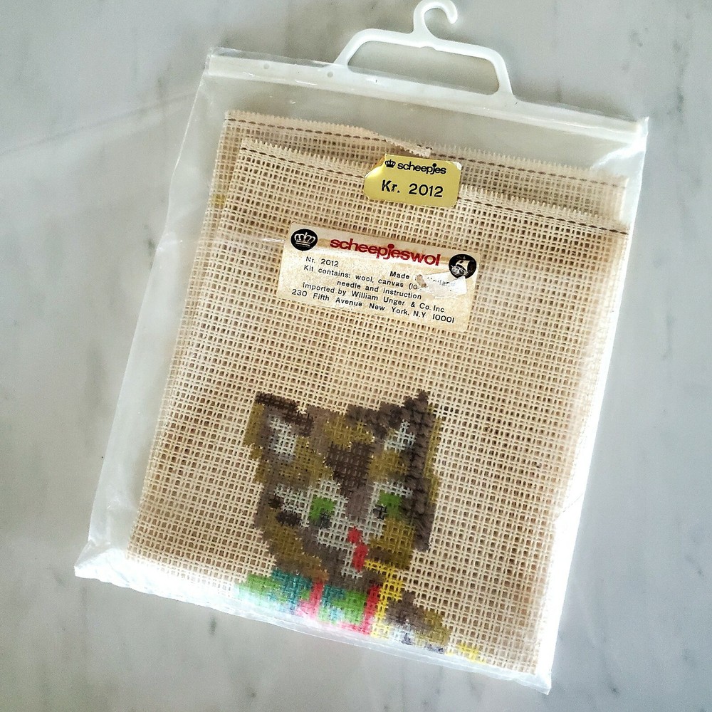 Needlepoint Canvas - Happy Cat - Scheepjes