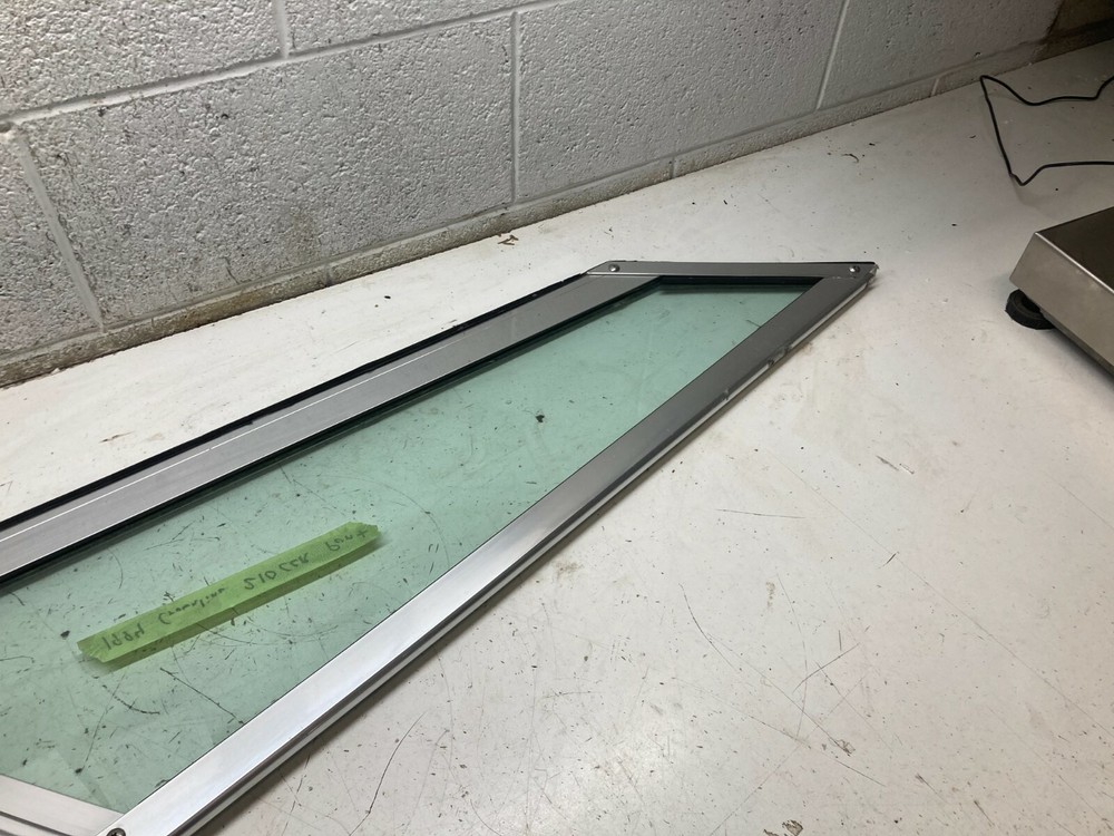 Z7 1994 Crownline 210 CCR Boat Windshield Passenger Left Port