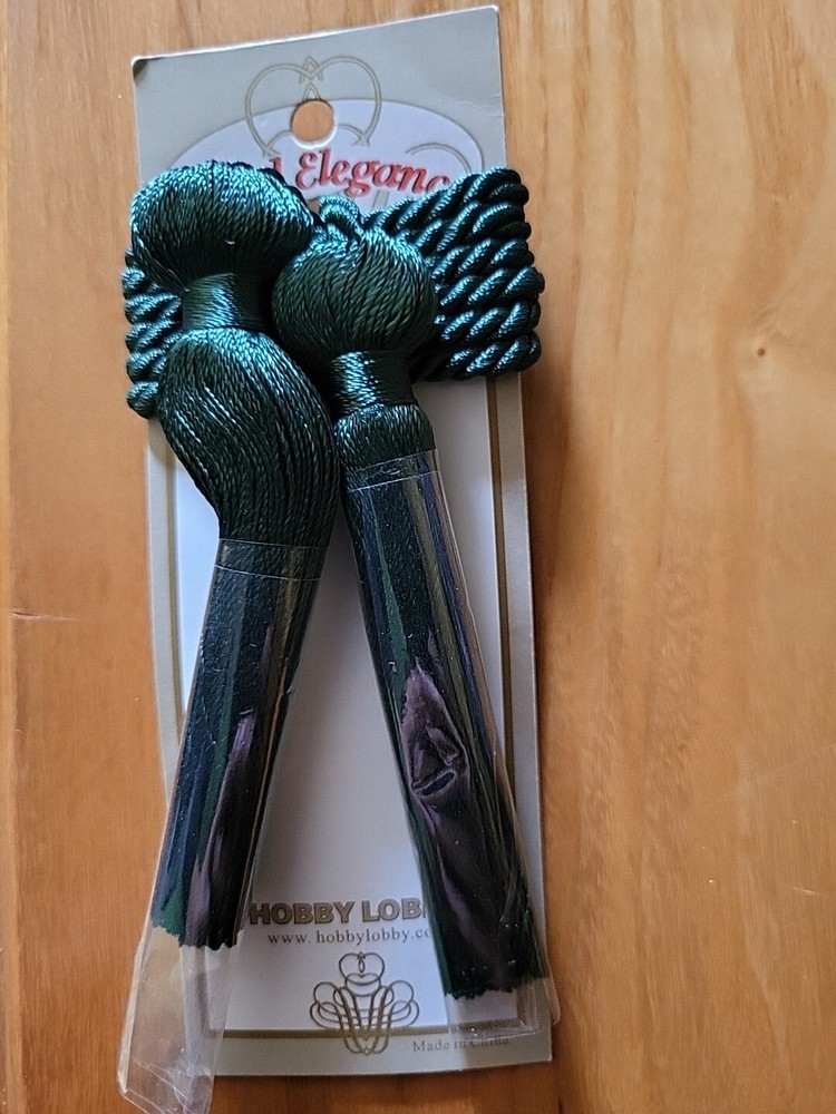 Bell Tassel Jungle Green (New)