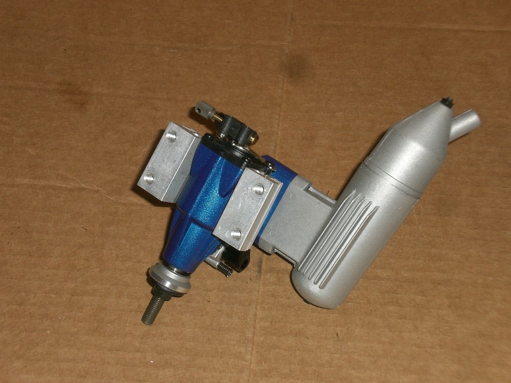 OS MAX 40 LA Model Airplane Engine Old Stock