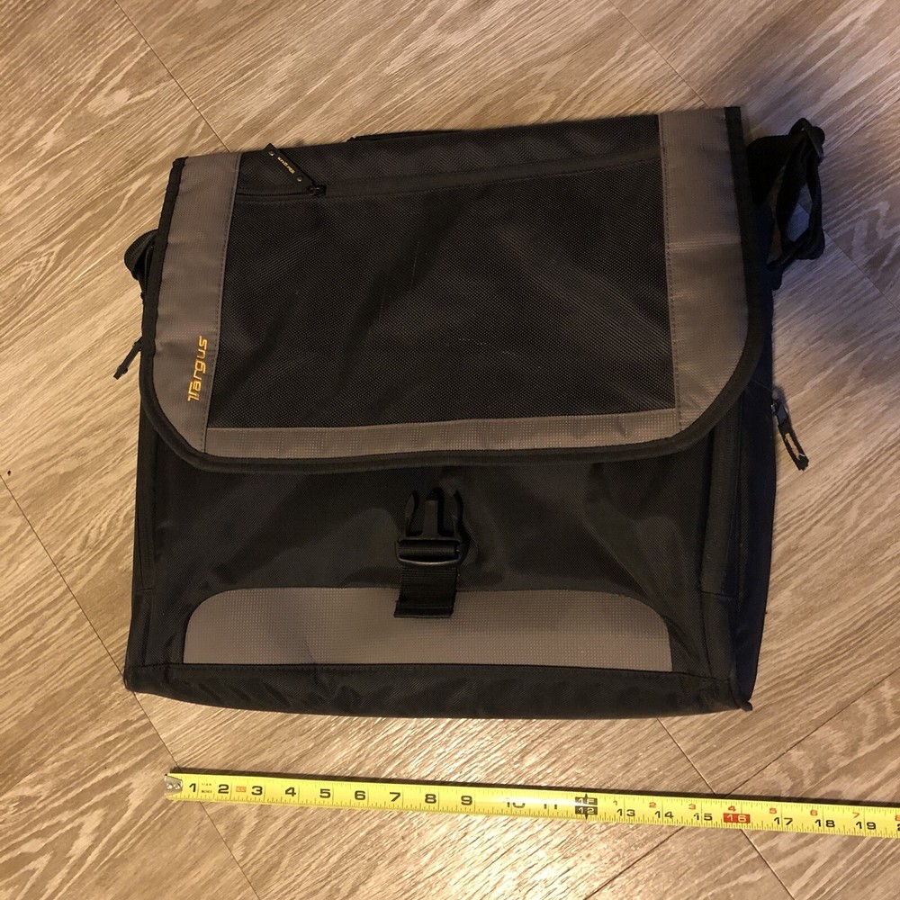 Targus Laptop Carrying Case Black Canvas