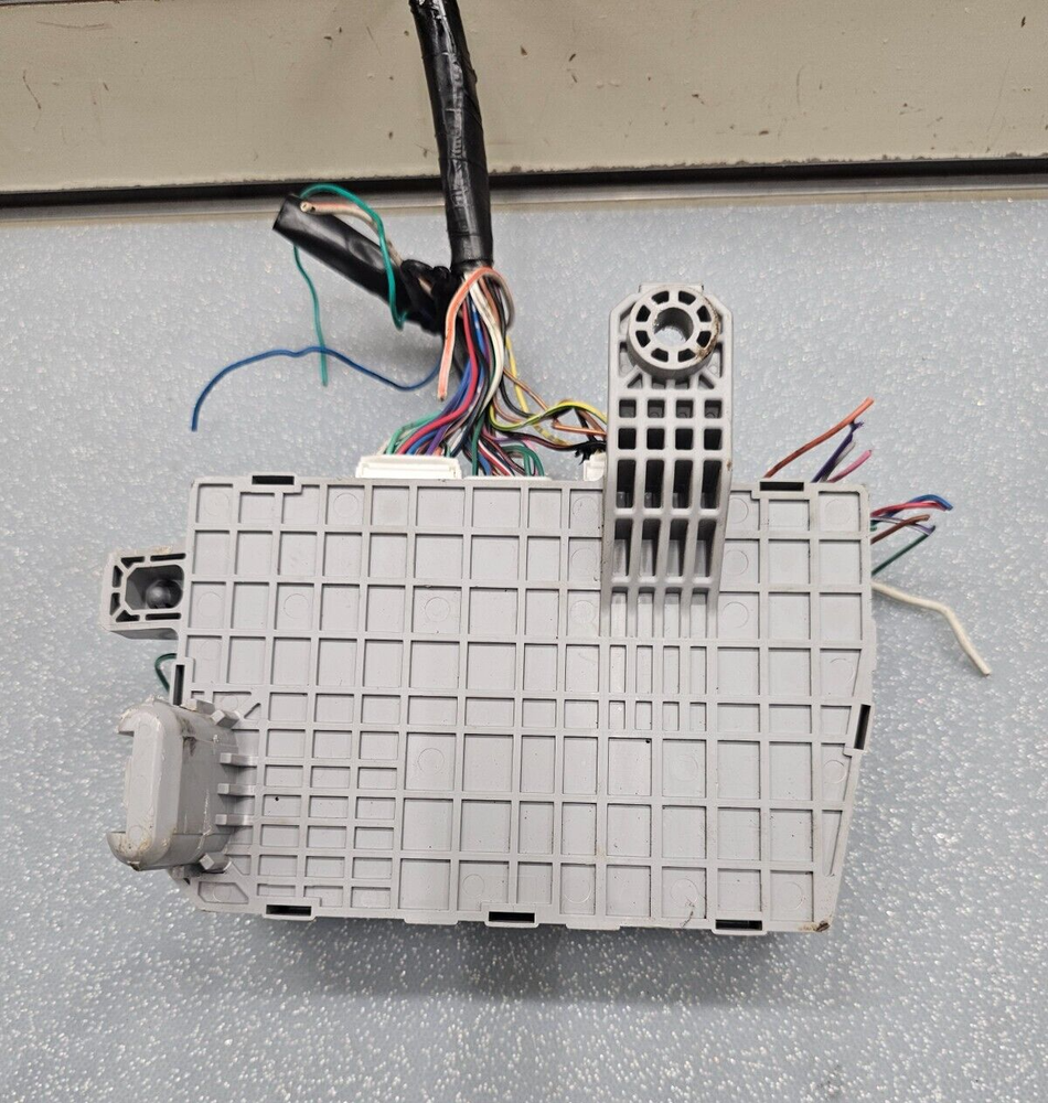 🔥2006-2008 Mazda 6 Body Control Module BCM BCU