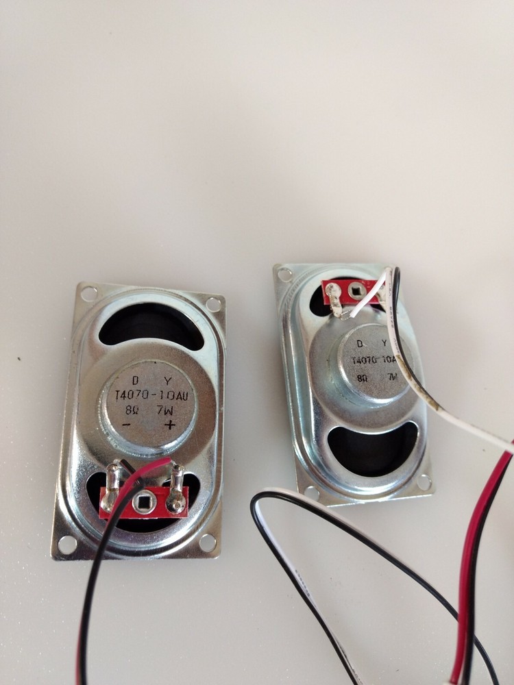 Proscan PLDED3996A-E speaker set