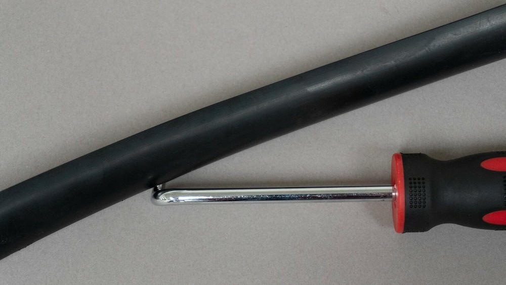 Lisle 81140 Pigtail Rubber Gasket Tool
