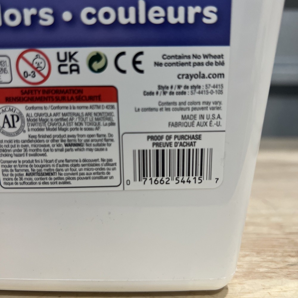 NEW! Crayola (4) 8oz Packs Model Magic Modeling Compound - BL, RD, WT, YL 574415