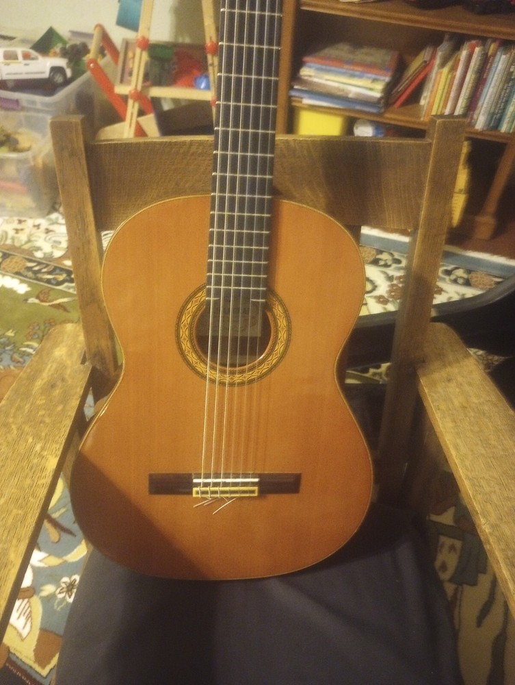 Sakurai classical guitar 1975 No. 5