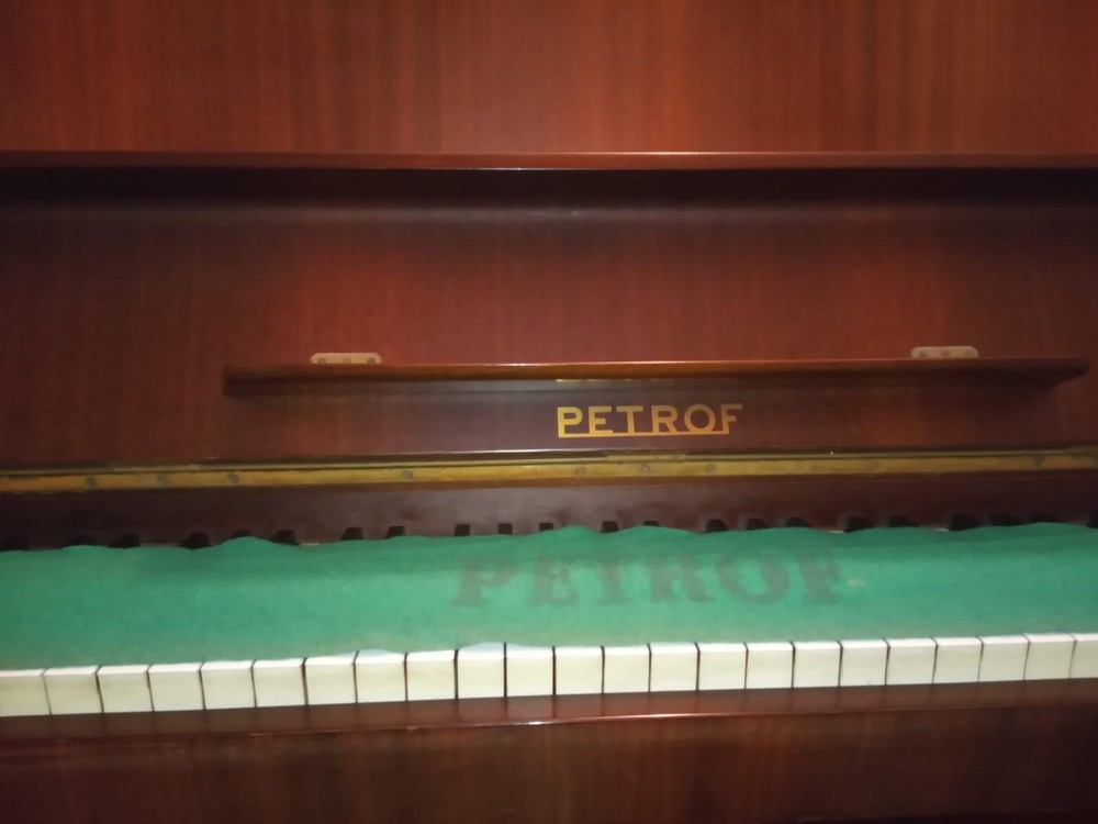 Pianoforte Petrof