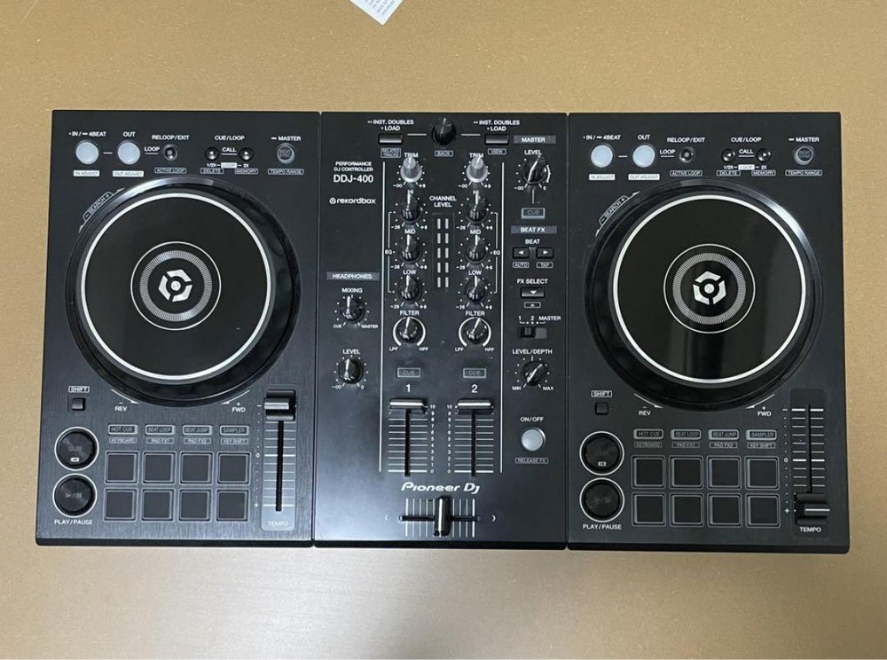 Pioneer  DDJ-400 DJ Controller