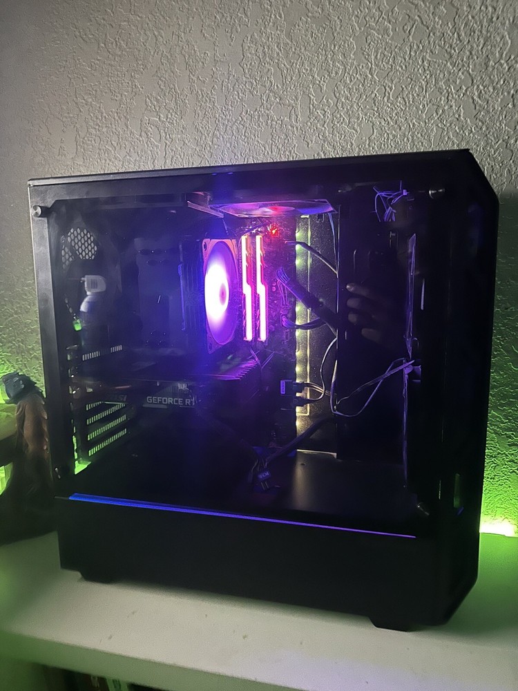 gaming pc setup
