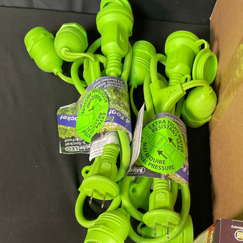 Miracle Green LED Plant Life Cycle 3-Socket Synchronized Grow Light Kit