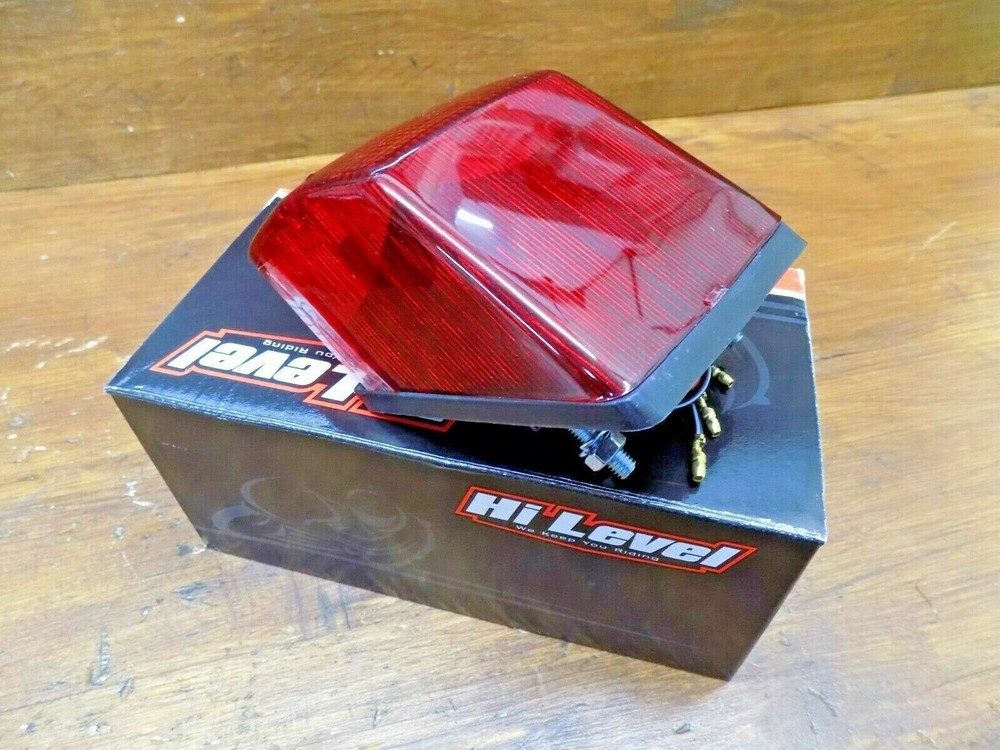 YAMAHA DT125R BRAKE LIGHT UNIT