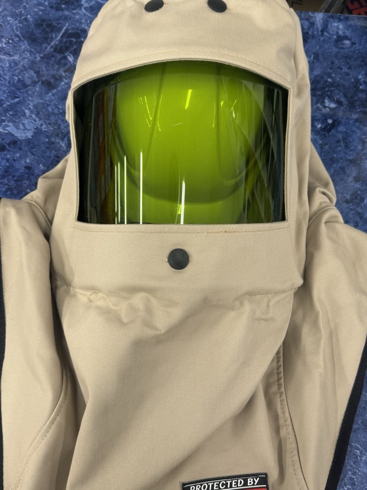 Cementex Large 40 Gal Suit With Helmets