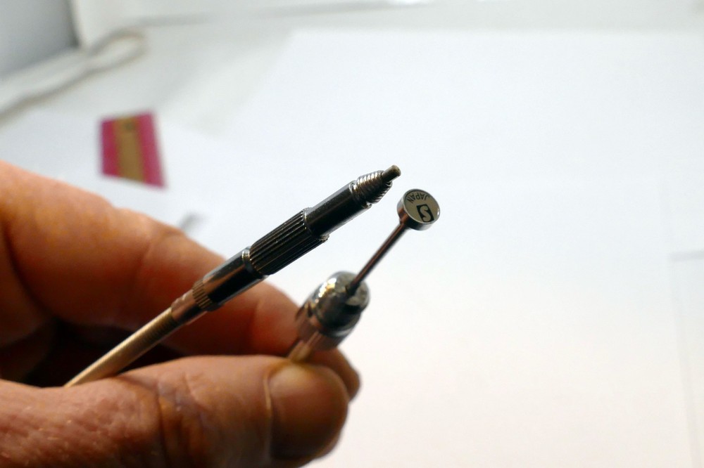 Release Cable 20" long for vintage Camera (missing not lock)