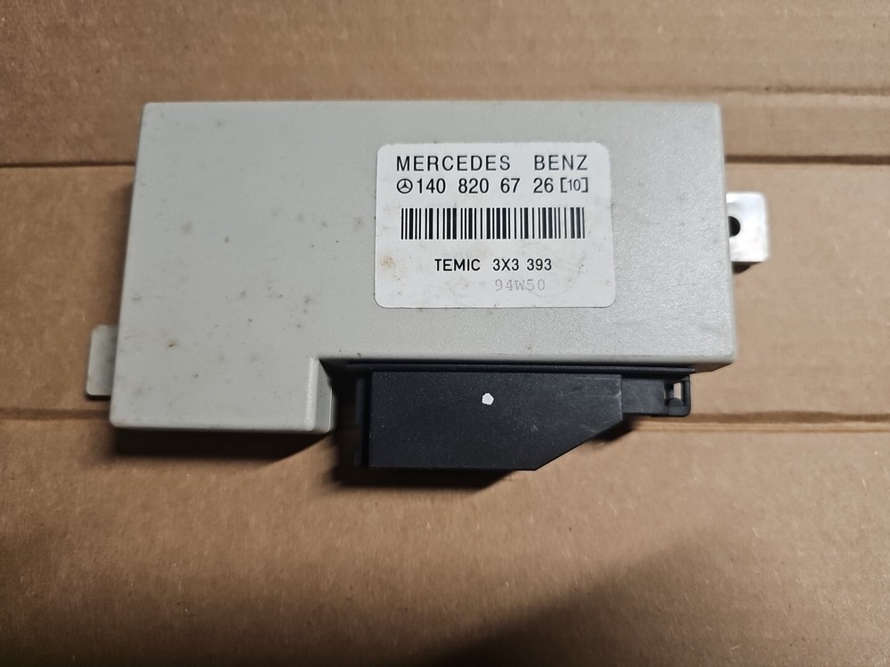 Mercedes 1408206726 CENTRAL LOCKING & ALARM SYSTEM MODULE Temic