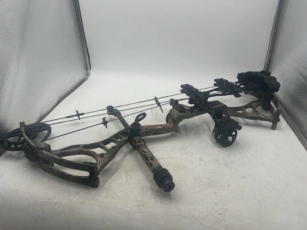 👍EXCELLENT CONDITION Diamond Iceman Flex Bow Bowtech Compound Bow