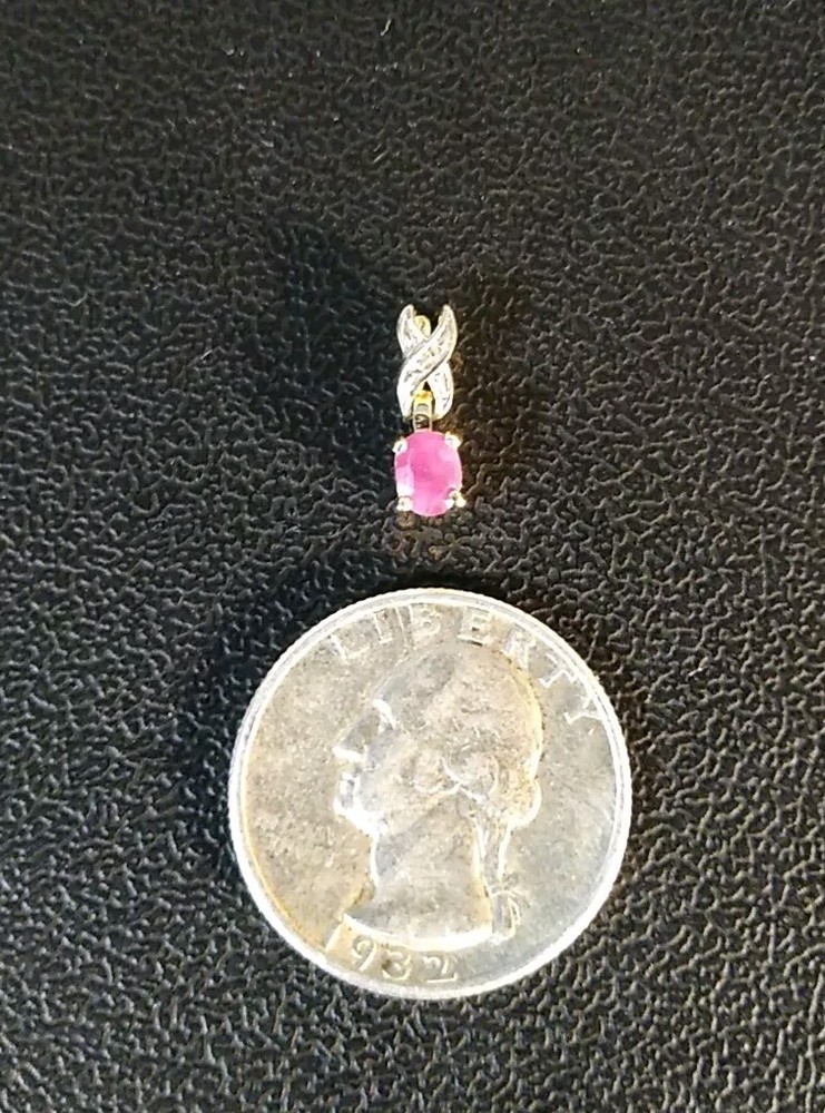 0.8 Grams Han Diamond & Ruby Sterling Silver 925 Charm Pendant