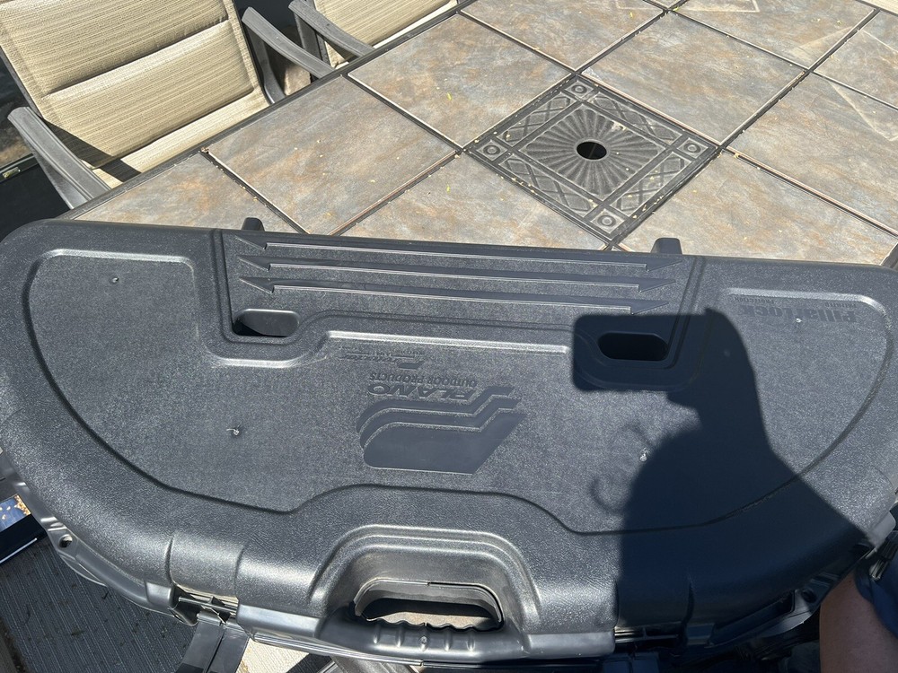 Hunting Bow And Accessories