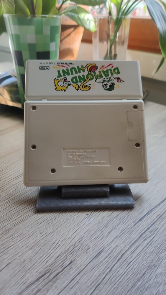 Vintage game VTECH Diamond Hunt Tri-Screen console