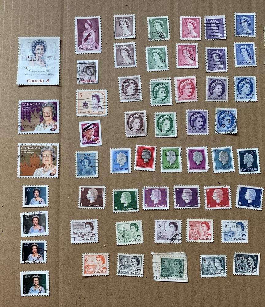 Canada stamps Queens collection