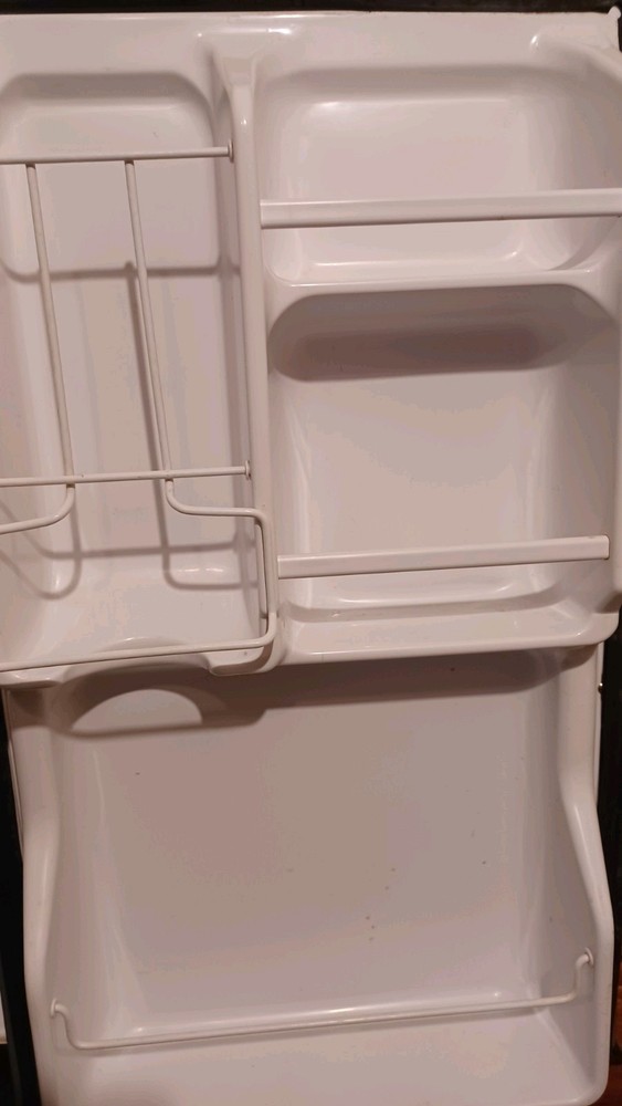 Magic Chef MCUF3S2 85L Upright Freezer Refrigerator