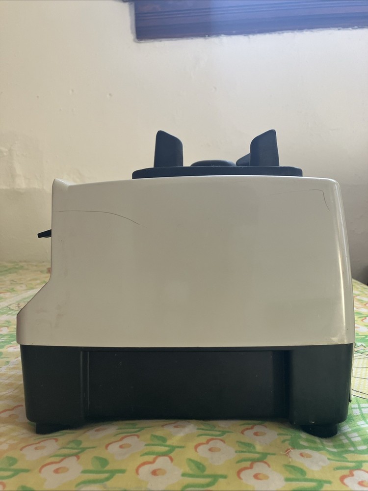 Vitamix Blender Base VM100A "Bahama Blast" WORKS