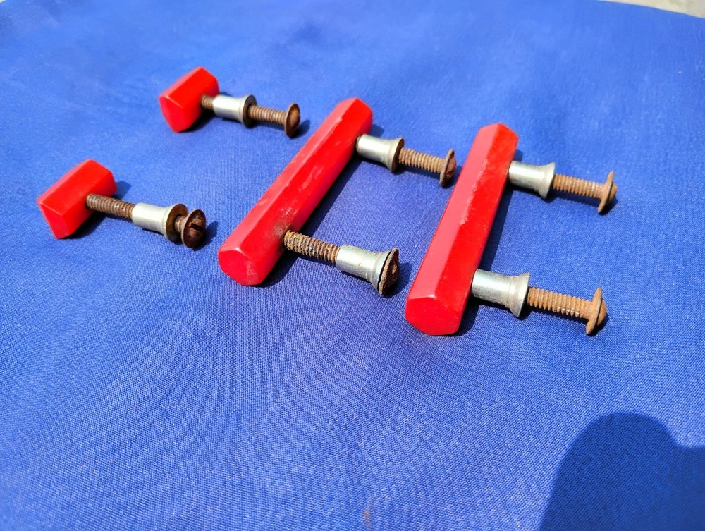 Matching Set of ,4 Red Catslin Bakelite Drawer Handle Pulls
