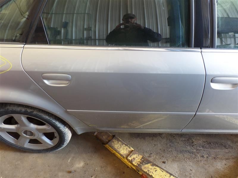 A6 AUDI 2003 Rocker Panel Moulding 9862537