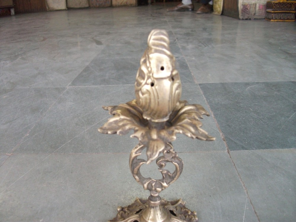 Vintage Brass Handcrafted Solid Unique Shape Engraved Dhoop Stand