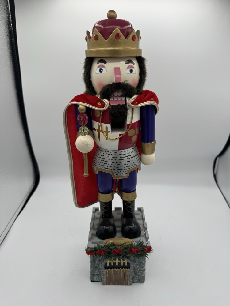 Nutty For Nutcracker Ms Museum Duplicate King Arthur Nutcracker  18 Inch Tall