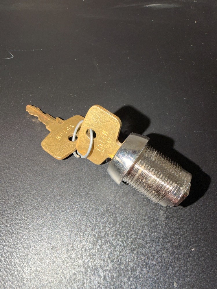 Snap-On Tool Box Cylinder Lock w/ 2 Keys Y Series/Code New/Old Stock Authentic