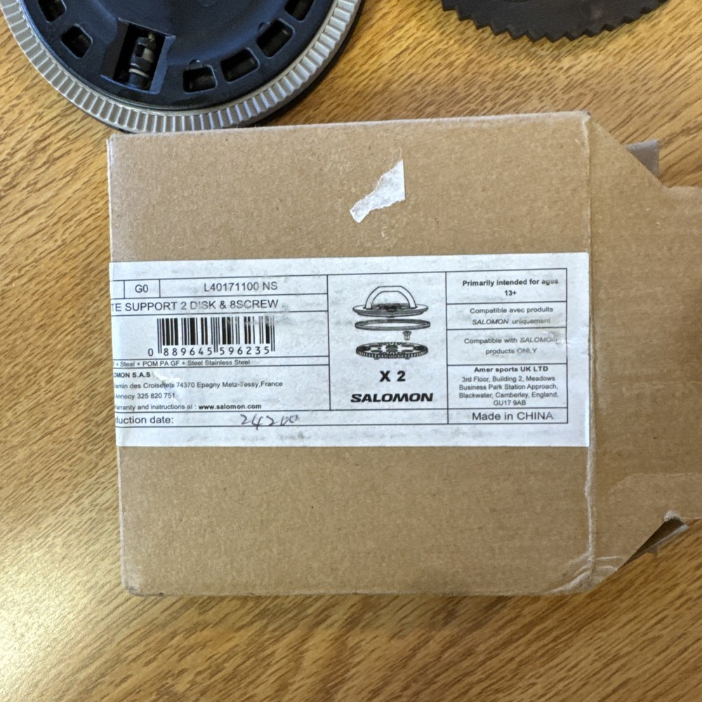 Salomon Snowboard Bindings - Universal Discs & Screws