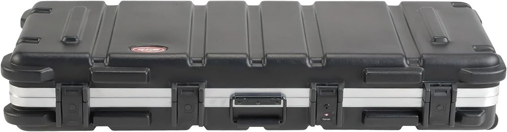 SKB ATA 61-Note Keyboard Case with Wheels, TSA Locking, Trigger Latch -OPEN BOX