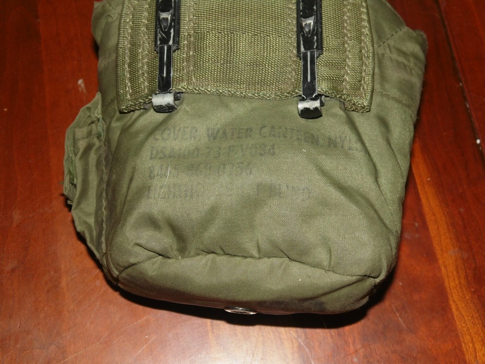 Genuine US Army Plastic Canteen with cover