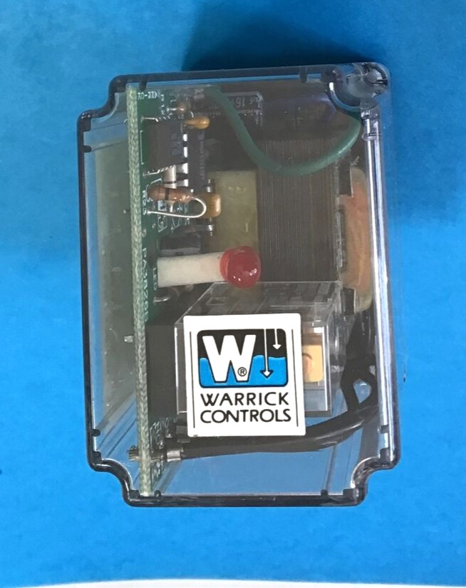 Warrick Controls GEMS 16ME1B0 3-Probe Conductivity Level Controller, 8-PIN Base